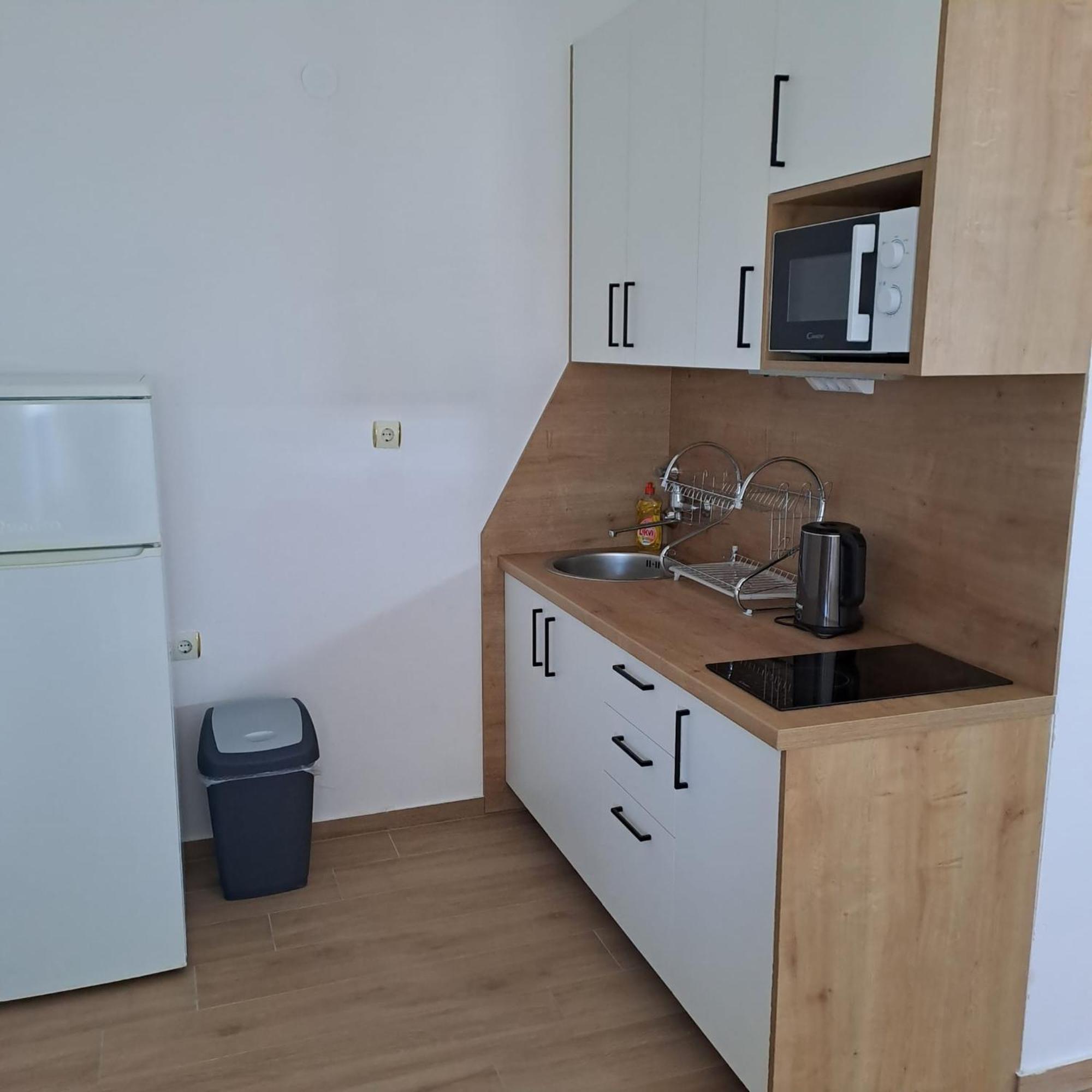 Apartments Cecilija Povljana Εξωτερικό φωτογραφία