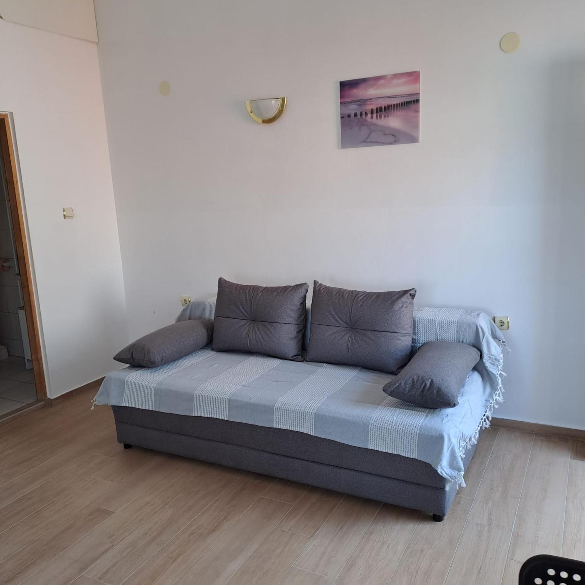 Apartments Cecilija Povljana Εξωτερικό φωτογραφία